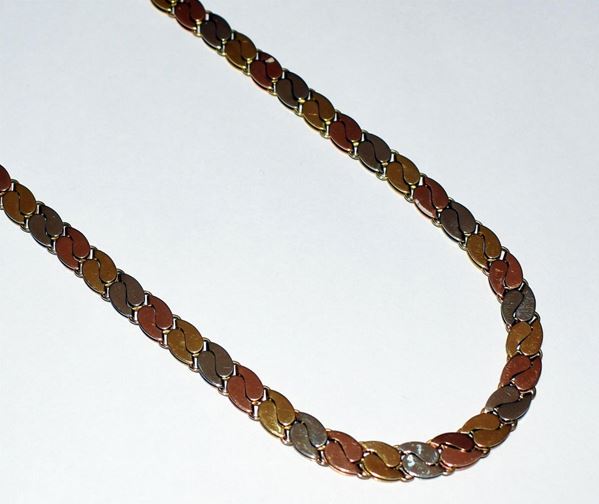 COLLANA , IN ORO TRE COLORI , CHIMENTO                                    