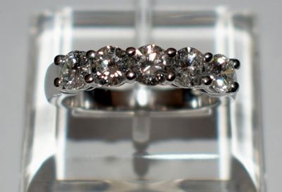 Anello Veretta, in Oro Bianco e Diamanti