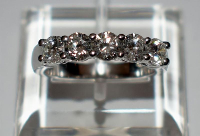 Anello Veretta, in Oro Bianco e Diamanti