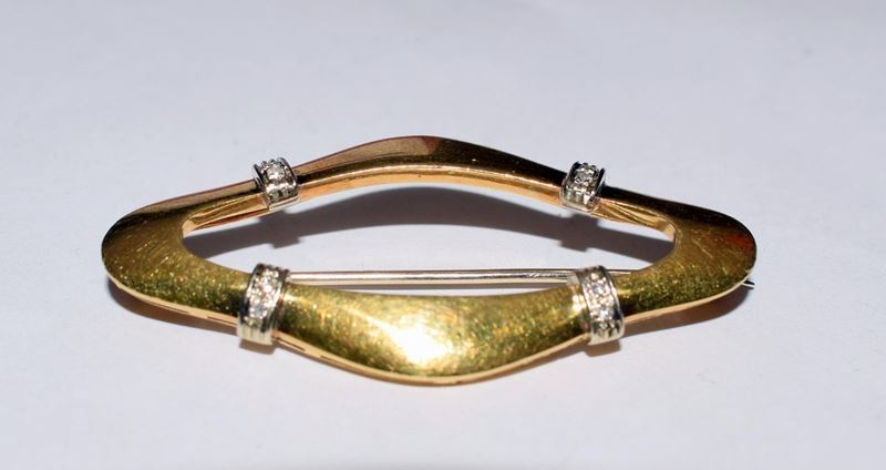 Spilla in Oro Giallo , Oro Bianco e Diamanti