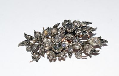 Spilla , Inizi Sec. XX ,in Oro, Argento e Diamanti