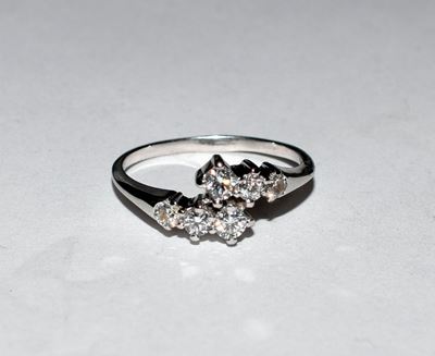 Anello in Oro Bianco e Diamanti