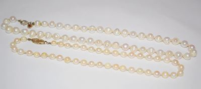 Due Collane in Oro, Argento e Perle