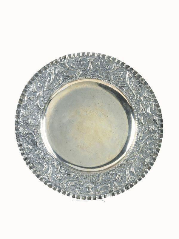 VASSOIO, SECOLO XX  - Asta GIOIELLI, ARREDI D'ANTIQUARIATO, DIPINTI E SCULTURE - Poggio Bracciolini Casa d'Aste