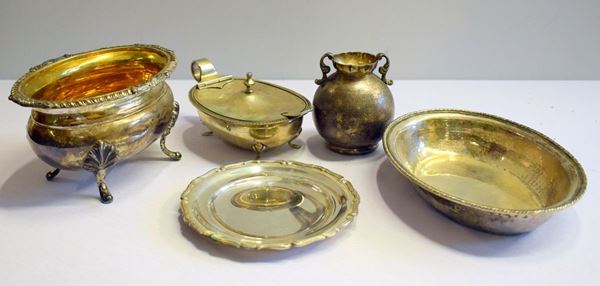 NOVE PIATTINI DA PANE , SEC. XX                                             - Asta GIOIELLI, ARREDI D'ANTIQUARIATO, DIPINTI E SCULTURE - Poggio Bracciolini Casa d'Aste