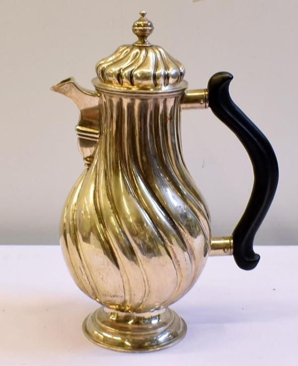 CAFFETTIERA , INGHILTERRA , SEC. XIX                                      