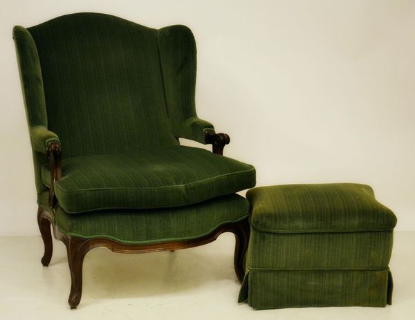 Poltrona e puff, fine sec. XIX, in mogano,