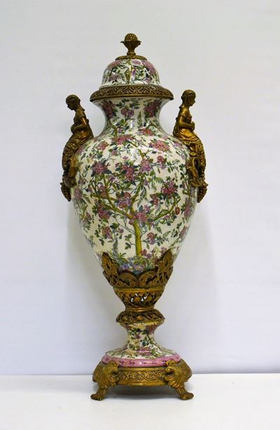 Vaso, Inizi Sec. XX, in Maiolica Decorata