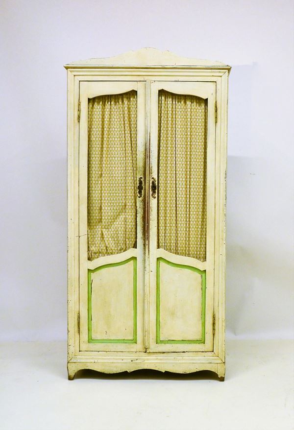 Armadio, Francia, sec. XIX, in rovere laccato,