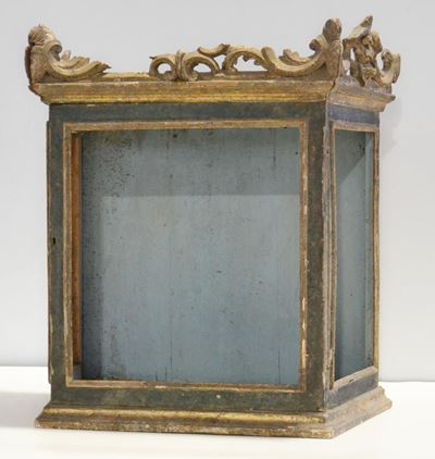 Teca, Sec. XVIII, in Legno Laccato e Scantonato,