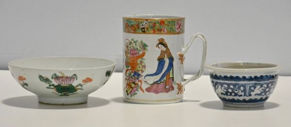 Boccale e due ciotole, Cina, sec. XIX,