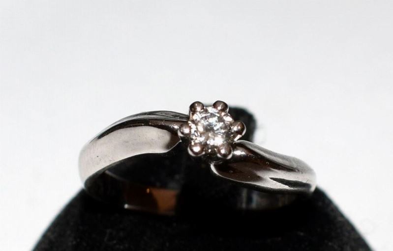Anello in Oro Bianco e Diamanti