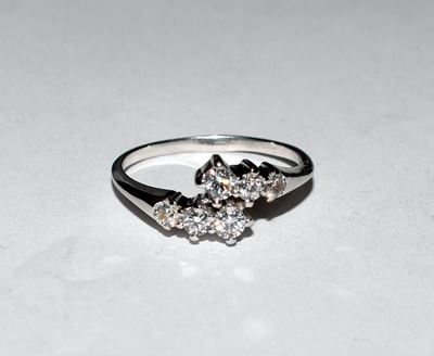 Anello in Oro Bianco e Diamanti