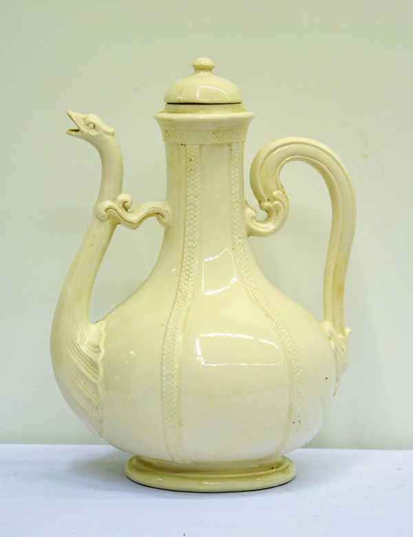 Brocca, sec. XIX, in maiolica,  - Asta GIOIELLI, BENI D'ANTIQUARIATO E DIPINTI DAL XVII AL XX SECOLO - Poggio Bracciolini Casa d'Aste