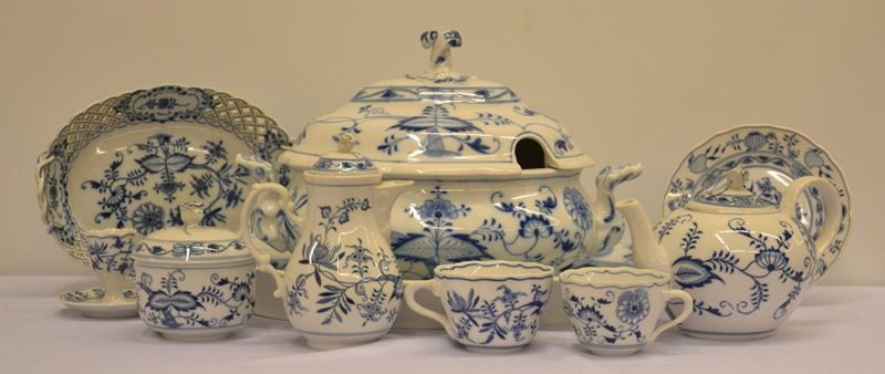 Gruppo di Porcellane Decoro Blu, Differenti