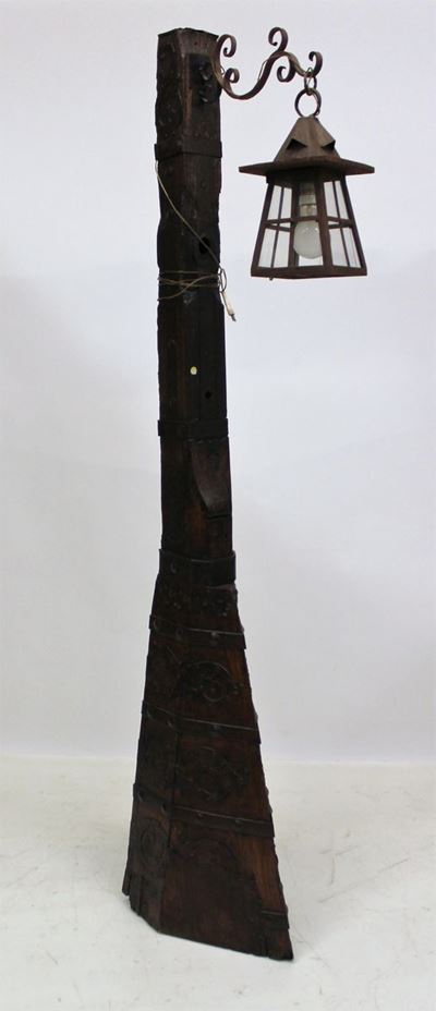 Lume da Terra, Sec. XX, in Legno e Ferro,