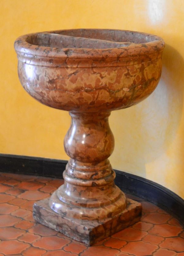 Acquasantiera, sec. XVII,&nbsp;&nbsp;&nbsp;&nbsp;&nbsp;&nbsp;&nbsp;&nbsp;&nbsp;&nbsp;&nbsp;&nbsp;&nbsp;&nbsp;&nbsp;&nbsp;&nbsp;&nbsp;&nbsp;&nbsp;&nbsp;&nbsp;&nbsp;&nbsp;&nbsp;&nbsp;&nbsp;&nbsp;&nbsp;&nbsp;&nbsp;&nbsp;&nbsp;&nbsp;&nbsp;&nbsp;&nbsp;&nbsp;&nbsp;&nbsp;&nbsp;&nbsp;&nbsp;&nbsp;&nbsp;&nbsp;&nbsp;&nbsp;&nbsp;