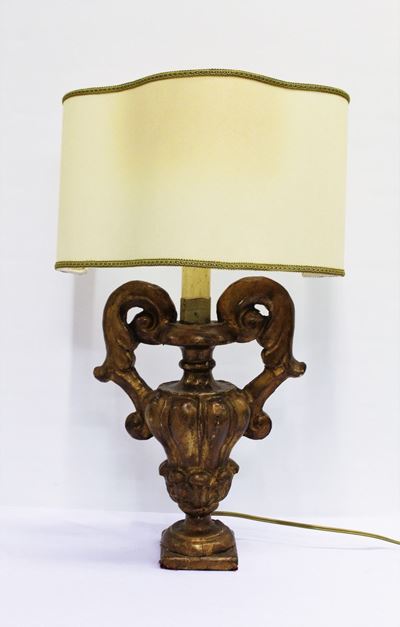 Perettone, Sec. XVIII, in Legno Intagliato