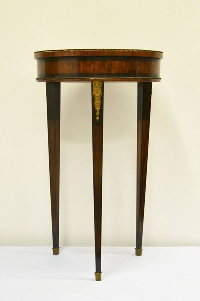 Tavolino da Centro, Sec. XIX, Piano Circolare