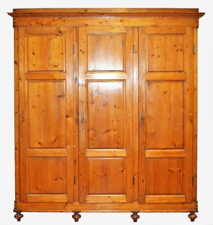 Armadio, Sec. XIX, in Legno di Conifera,