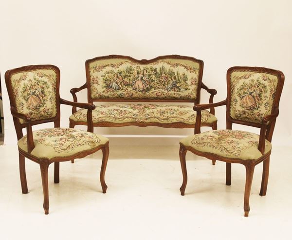 Divanetto e due poltroncine,