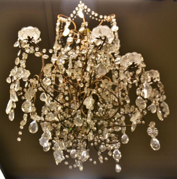 Lampadario, sec. XX, struttura in metallo&nbsp;&nbsp;&nbsp;&nbsp;&nbsp;&nbsp;&nbsp;&nbsp;&nbsp;&nbsp;&nbsp;&nbsp;&nbsp;&nbsp;&nbsp;&nbsp;&nbsp;&nbsp;&nbsp;&nbsp;&nbsp;&nbsp;&nbsp;&nbsp;&nbsp;&nbsp;&nbsp;&nbsp;&nbsp;&nbsp;&nbsp;&nbsp;&nbsp;