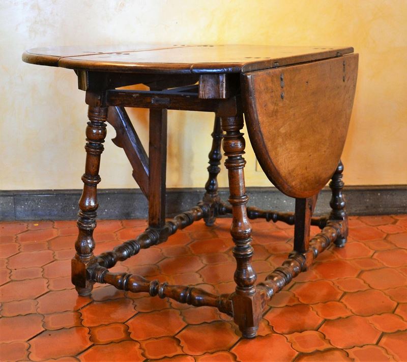 Tavolo a Bandelle, Sec. XVIII,