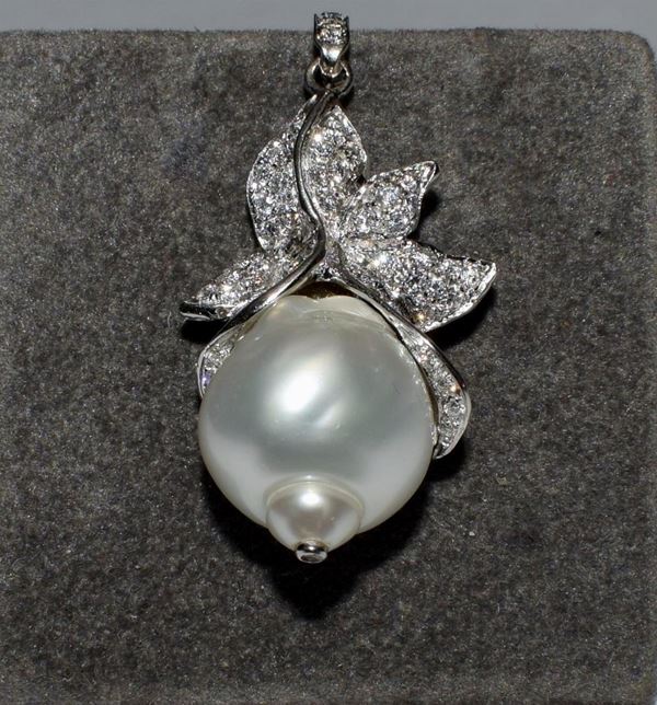 PENDENTE IN ORO BIANCO, DIAMANTI E PERLA&nbsp;&nbsp;&nbsp;&nbsp;&nbsp;&nbsp;&nbsp;&nbsp;&nbsp;&nbsp;&nbsp;&nbsp;&nbsp;&nbsp;&nbsp;&nbsp;&nbsp;&nbsp;&nbsp;&nbsp;&nbsp;&nbsp;&nbsp;&nbsp;&nbsp;&nbsp;&nbsp;&nbsp;&nbsp;&nbsp;&nbsp;&nbsp;&nbsp;&nbsp;