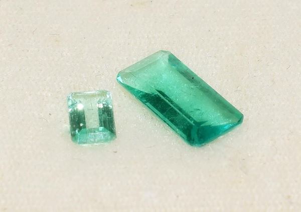 DUE SMERALDI  - Asta GIOIELLI, ARGENTI, DIPINTI E ARREDI D'ANTIQUARIATO - Poggio Bracciolini Casa d'Aste