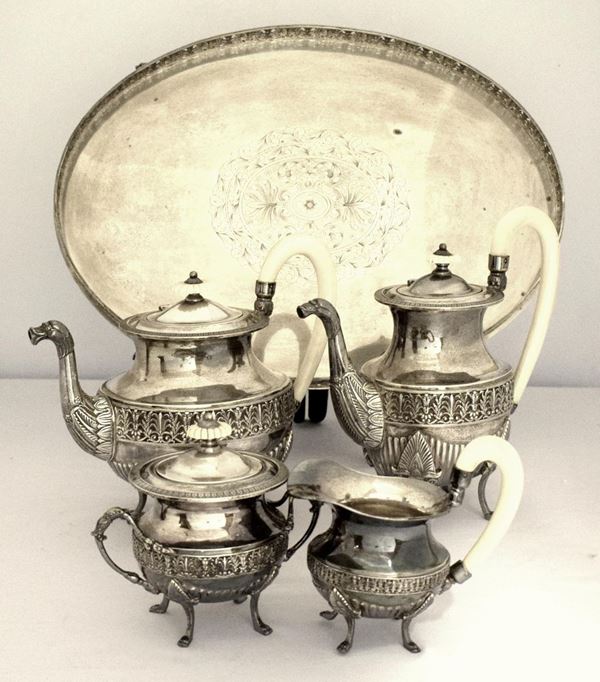 SERVITO DA TE' E CAFFE' , SEC. XX  - Asta GIOIELLI, ARGENTI, DIPINTI E ARREDI D'ANTIQUARIATO - Poggio Bracciolini Casa d'Aste