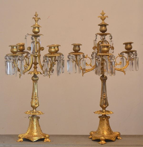 Coppia di portacandele, sec. XX,&nbsp;&nbsp;&nbsp;&nbsp;&nbsp;&nbsp;&nbsp;&nbsp;&nbsp;&nbsp;&nbsp;&nbsp;&nbsp;&nbsp;&nbsp;&nbsp;&nbsp;&nbsp;&nbsp;&nbsp;&nbsp;&nbsp;&nbsp;&nbsp;&nbsp;&nbsp;&nbsp;&nbsp;&nbsp;&nbsp;&nbsp;&nbsp;&nbsp;&nbsp;&nbsp;&nbsp;&nbsp;&nbsp;&nbsp;&nbsp;&nbsp;&nbsp;