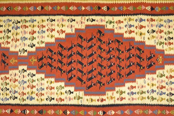 Tappeto Kilim, campo a motivo geometrico