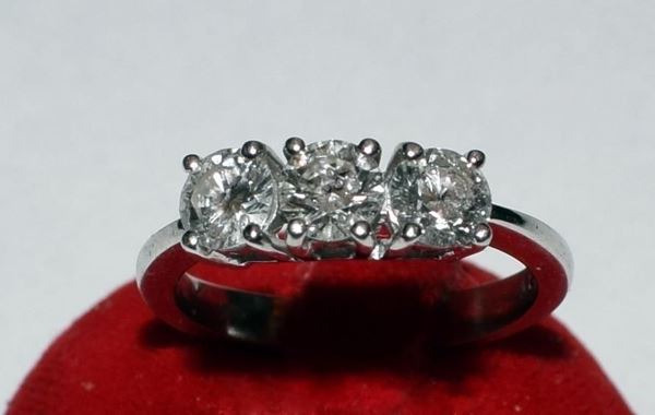 ANELLO IN ORO BIANCO TRILOGY E DIAMANTI&nbsp;&nbsp;&nbsp;&nbsp;&nbsp;&nbsp;&nbsp;&nbsp;&nbsp;&nbsp;&nbsp;&nbsp;&nbsp;&nbsp;&nbsp;&nbsp;&nbsp;&nbsp;&nbsp;&nbsp;&nbsp;&nbsp;&nbsp;&nbsp;&nbsp;&nbsp;&nbsp;&nbsp;&nbsp;&nbsp;&nbsp;&nbsp;&nbsp;&nbsp;&nbsp;