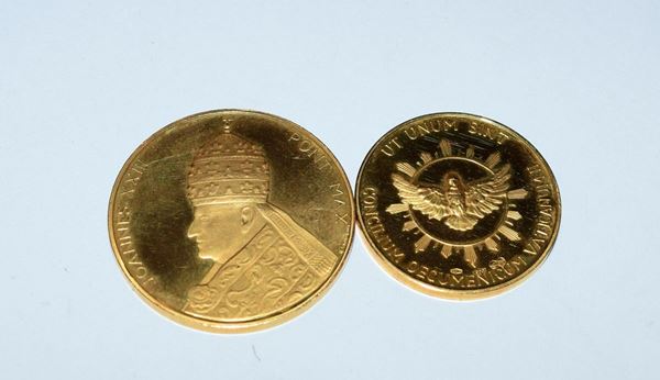 DUE MEDAGLIE IN ORO, IN ORO 900/1000