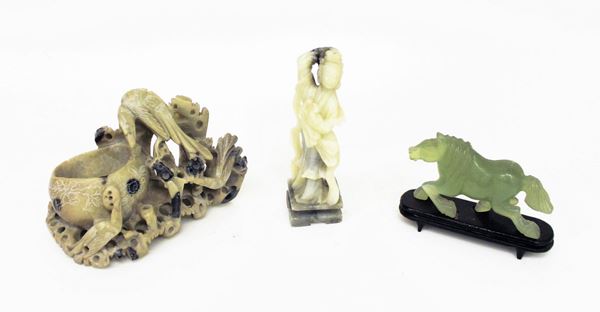 Tre sculture, Cina, sec. XX, in pietra