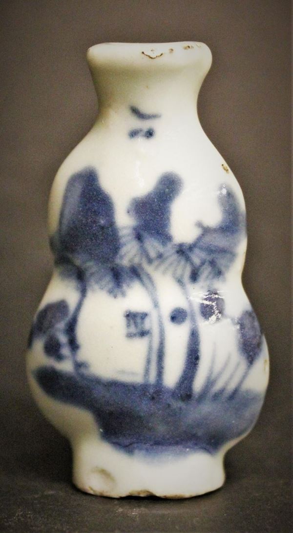 Snuff bottle, Cina, periodo Kangxi (1622-1722)  - Asta GIOIELLI, ARGENTI, DIPINTI, ARREDI E OGGETTI D'ARTE - Poggio Bracciolini Casa d'Aste