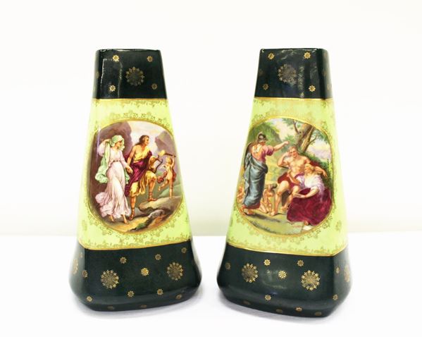 Coppia di vasi, Francia inizi sec. XX,  - Asta GIOIELLI, ARGENTI, DIPINTI, ARREDI E OGGETTI D'ARTE - Poggio Bracciolini Casa d'Aste