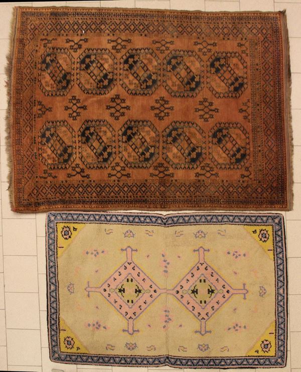 Tappeto, Ersari, sec. XX, cm 235x173&nbsp;&nbsp;&nbsp;&nbsp;&nbsp;&nbsp;&nbsp;&nbsp;&nbsp;&nbsp;&nbsp;&nbsp;&nbsp;&nbsp;&nbsp;&nbsp;&nbsp;&nbsp;&nbsp;&nbsp;&nbsp;&nbsp;&nbsp;&nbsp;&nbsp;&nbsp;&nbsp;&nbsp;&nbsp;&nbsp;&nbsp;&nbsp;&nbsp;&nbsp;&nbsp;&nbsp;&nbsp;&nbsp;