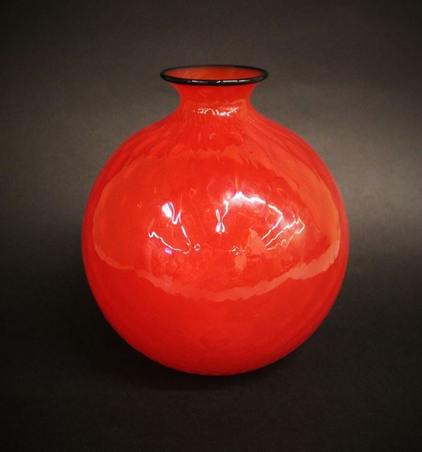 Vaso, sec. XX, manifattura Venini  - Asta GIOIELLI, ARGENTI, DIPINTI, ARREDI E OGGETTI D'ARTE - Poggio Bracciolini Casa d'Aste