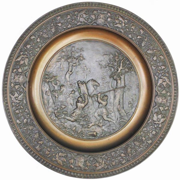 Piatto da parata, fine sec. XIX, in bronzo,&nbsp;&nbsp;&nbsp;&nbsp;&nbsp;&nbsp;&nbsp;&nbsp;&nbsp;&nbsp;&nbsp;&nbsp;&nbsp;&nbsp;&nbsp;&nbsp;&nbsp;&nbsp;&nbsp;&nbsp;&nbsp;&nbsp;&nbsp;&nbsp;&nbsp;&nbsp;&nbsp;&nbsp;&nbsp;&nbsp;&nbsp;