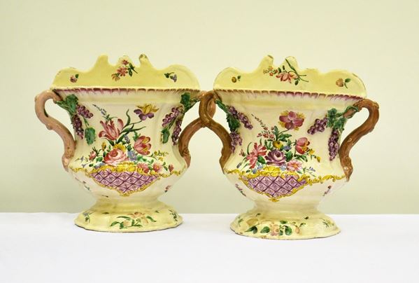 Coppia di fioriere, Francia, probabilmente  - Asta GIOIELLI, ARGENTI, DIPINTI, ARREDI E OGGETTI D'ARTE - Poggio Bracciolini Casa d'Aste