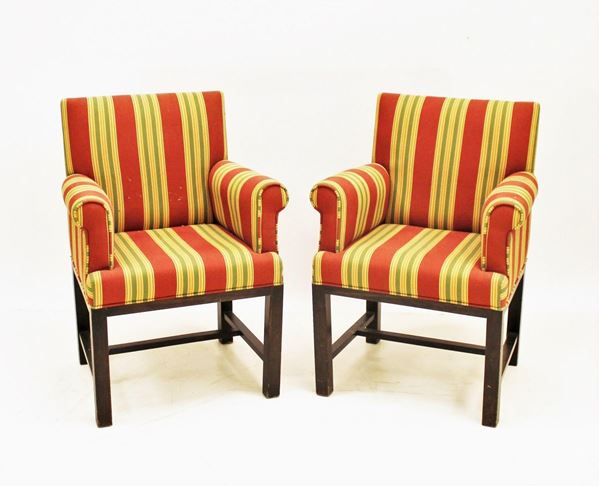 Coppia di poltroncine, sec. XX,&nbsp;&nbsp;&nbsp;&nbsp;&nbsp;&nbsp;&nbsp;&nbsp;&nbsp;&nbsp;&nbsp;&nbsp;&nbsp;&nbsp;&nbsp;&nbsp;&nbsp;&nbsp;&nbsp;&nbsp;&nbsp;&nbsp;&nbsp;&nbsp;&nbsp;&nbsp;&nbsp;&nbsp;&nbsp;&nbsp;&nbsp;&nbsp;&nbsp;&nbsp;&nbsp;&nbsp;&nbsp;&nbsp;&nbsp;&nbsp;&nbsp;&nbsp;&nbsp;