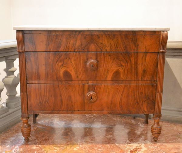 Cassettone, Toscana, sec. XIX,  - Asta GIOIELLI, ARGENTI, DIPINTI, ARREDI E OGGETTI D'ARTE - Poggio Bracciolini Casa d'Aste