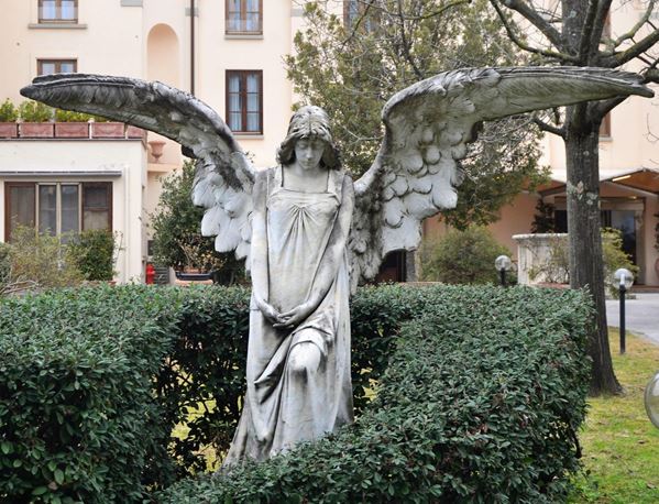 Scultura, sec. XX, in marmo,                                              