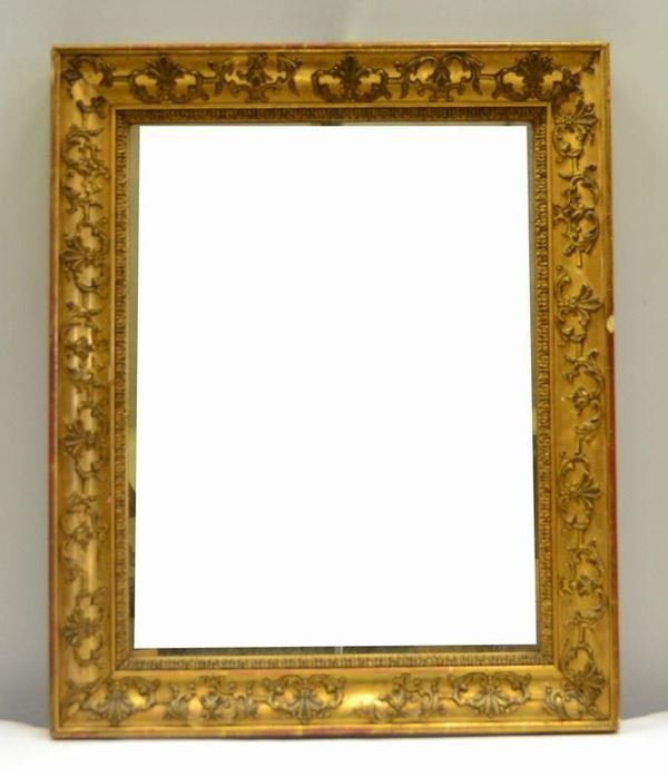 Specchiera, Francia, sec. XX, entro cornice in  - Asta GIOIELLI, ARGENTI, DIPINTI, ARREDI E OGGETTI D'ARTE - Poggio Bracciolini Casa d'Aste