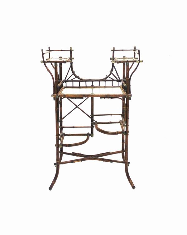 Consolle, inizi sec. XX,  - Asta GIOIELLI, ARGENTI, DIPINTI, ARREDI E OGGETTI D'ARTE - Poggio Bracciolini Casa d'Aste