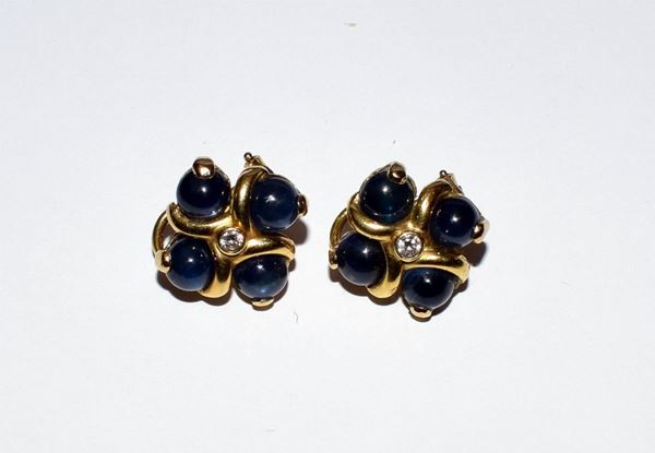 PAIO DI ORECCHINI IN ORO GIALLO , DIAMANTE  - Asta GIOIELLI, ARREDI D'ANTIQUARIATO, E DIPINTI DAL XVI AL XX SECOLO - Poggio Bracciolini Casa d'Aste