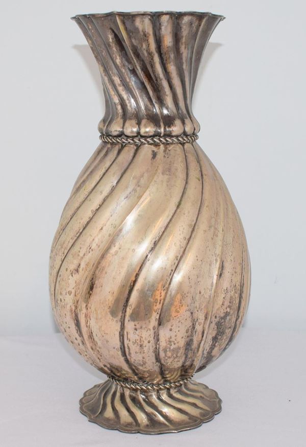 VASO, ALESSANDRIA SEC. XX  - Asta GIOIELLI, ARREDI D'ANTIQUARIATO, E DIPINTI DAL XVI AL XX SECOLO - Poggio Bracciolini Casa d'Aste