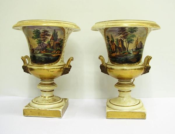 Coppia di grandi vasi sec. XIX,