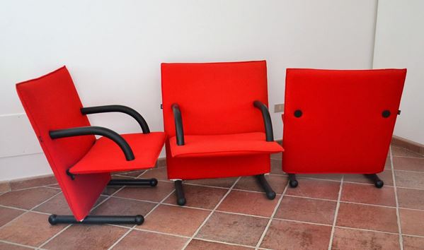 Sei poltrone, sec. XX, manifattura Artflex, in plsatica e tessuto rosso,&nbsp;&nbsp;